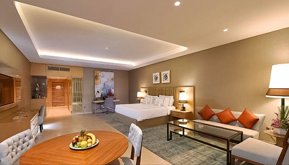 هتل گرند کازموپولیتن دبی